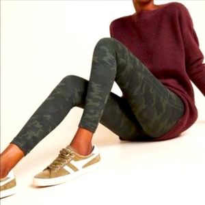 Bagatelle Seamless High Waist Green Grey Gray Camo Legging Small